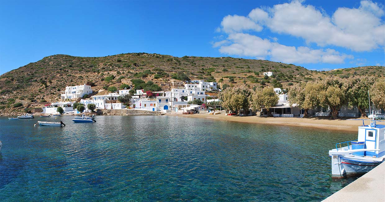 Παραλία στο Βαθύ Σίφνου